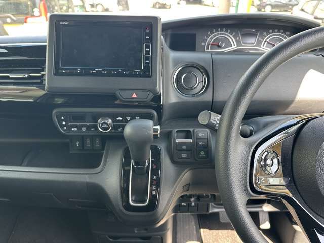 ホンダ Ｎ　ＢＯＸ カスタム ６６０ Ｌ R5年 (東海) 99