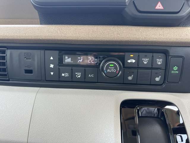 ホンダ Ｎ　ＢＯＸ ６６０ ファッションスタイル ２トーン R8年 (東海) 99