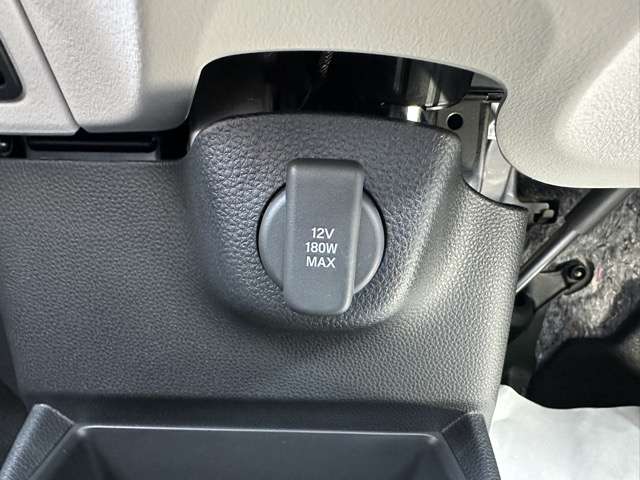 ホンダ Ｎ　ＢＯＸ ６６０ ファッションスタイル ２トーン R8年 (東海) 99