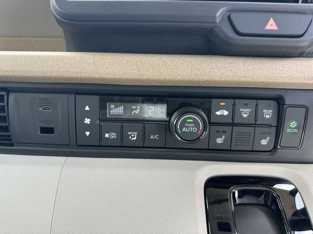 ホンダ Ｎ　ＢＯＸ ６６０ ファッションスタイル ２トーン R8年 (東海) 99