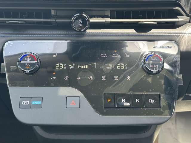 日産 セレナ １．４ Ｅ－ＰＯＷＥＲ ＡＵＴＥＣＨ ＮＩＳＳＡＮＣＯＮＮＥＣＴインフォテインメントシステム装着車 R8年 (東海) 99