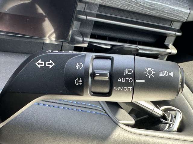 日産 セレナ １．４ Ｅ－ＰＯＷＥＲ ＡＵＴＥＣＨ ＮＩＳＳＡＮＣＯＮＮＥＣＴインフォテインメントシステム装着車 R8年 (東海) 99