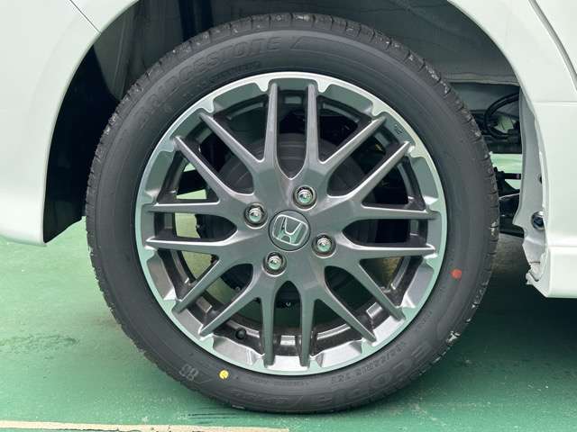 ホンダ Ｎ　ＢＯＸ カスタム ６６０ ターボ R8年 (東海) 99