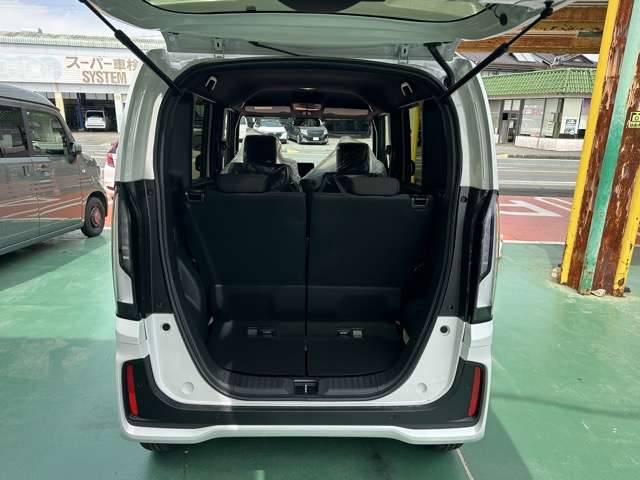 ホンダ Ｎ　ＢＯＸ カスタム ６６０ ブラック スタイル R8年 (東海) 99