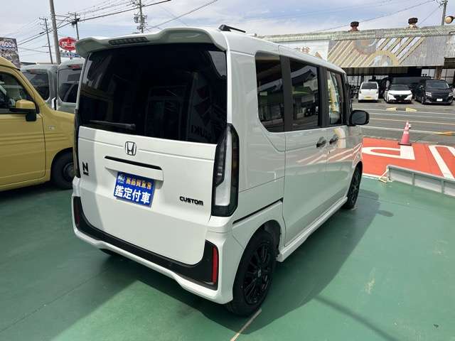 ホンダ Ｎ　ＢＯＸ カスタム ６６０ ブラック スタイル R8年 (東海) 99