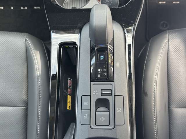 トヨタ プリウス ２．０ Ｚ R7年 (東海) 99
