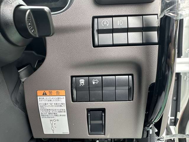 三菱フソウ キャンター ３．０ 強化ダンプ 全低床 ディーゼルターボ R7年 (東海) 99