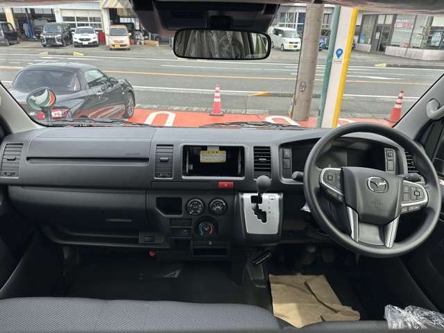 マツダ ボンゴブローニィバン ２．８ ＧＬ ディーゼルターボ R8年 (東海) 99