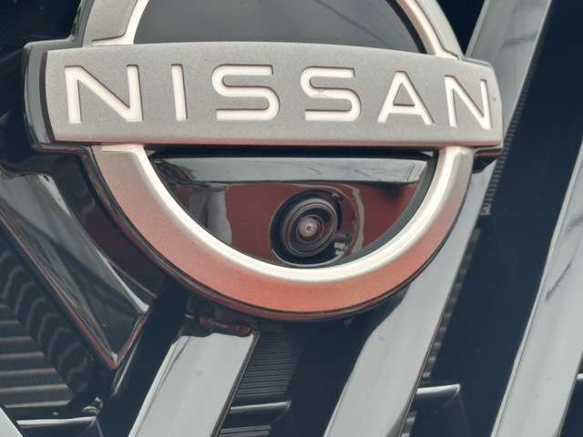 日産 セレナ ２．０ ハイウェイスターＶ 日産オリジナルナビ取付パッケージ装着車 R8年 (東海) 99