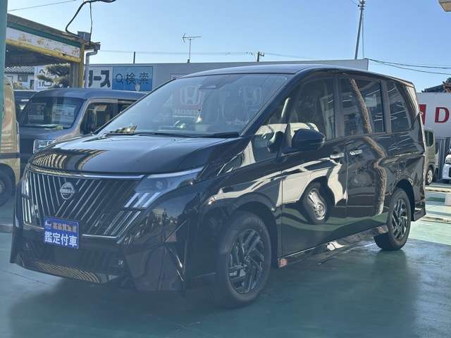 日産 セレナ ２．０ ハイウェイスターＶ 日産オリジナルナビ取付パッケージ装着車 R8年 (東海) 99