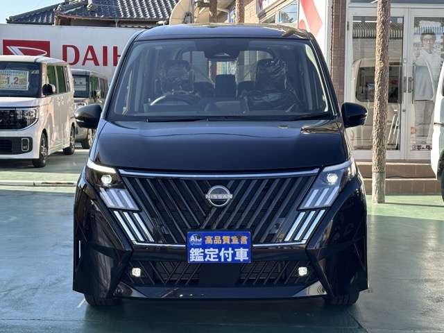 日産 セレナ ２．０ ハイウェイスターＶ 日産オリジナルナビ取付パッケージ装着車 R8年 (東海) 99