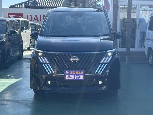 日産 セレナ １．４ Ｅ－ＰＯＷＥＲ ハイウェイスターＶ 日産オリジナルナビ取付パッケージ装着車 R8年 (東海) 99