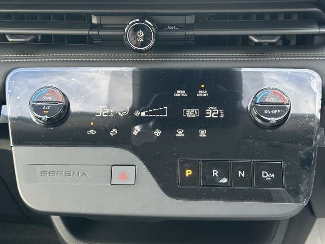 日産 セレナ ２．０ ハイウェイスターＶ ＮＩＳＳＡＮＣＯＮＮＥＣＴインフォテインメントシステム装着車 R8年 (東海) 99