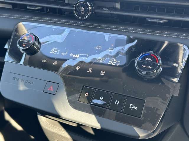日産 セレナ ２．０ ハイウェイスターＶ ＮＩＳＳＡＮＣＯＮＮＥＣＴインフォテインメントシステム装着車 R8年 (東海) 99