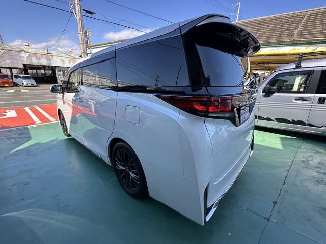 トヨタ ヴェルファイア　ハイブリッド ハイブリッド ２．５ Ｚプレミア Ｅ－ＦＯＵＲ ４ＷＤ R6年 (東海) 99