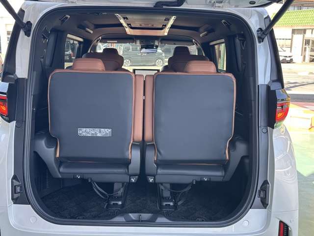 トヨタ ヴェルファイア　ハイブリッド ハイブリッド ２．５ Ｚプレミア Ｅ－ＦＯＵＲ ４ＷＤ R6年 (東海) 99