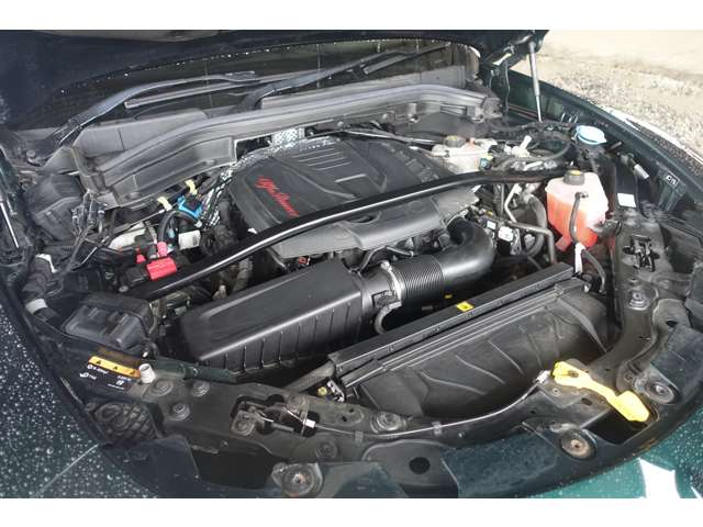 アルファロメオ ステルヴィオ ２．０ ターボ Ｑ４ ヴェローチェ ４ＷＤ R4年 () 99