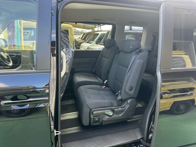 ホンダ ステップワゴン　ハイブリッド ２．０ Ｅ：ＨＥＶ エアー ＥＸ R8年 (東海) 99