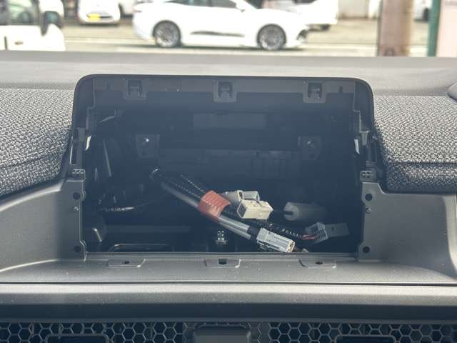 ホンダ ステップワゴン　ハイブリッド ２．０ Ｅ：ＨＥＶ エアー ＥＸ R8年 (東海) 99