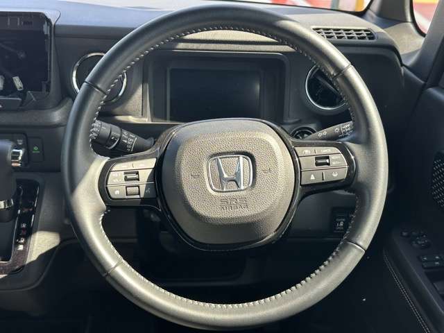 ホンダ Ｎ　ＢＯＸ カスタム ６６０ コーディネートスタイル モノトーン R5年 (東海) 99