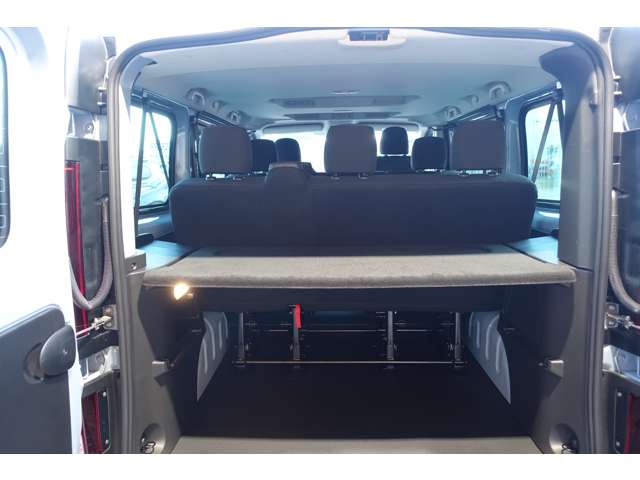 ルノー トラフィック ＣＯＭＢＩ R5年 () 99