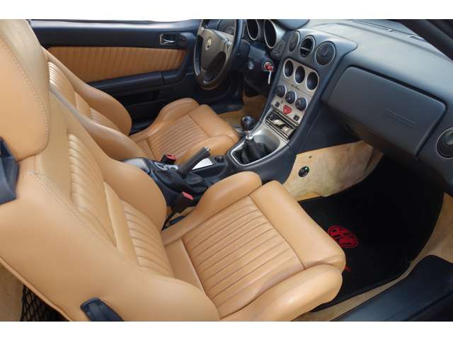 アルファロメオ アルファスパイダー ３．０　Ｖ６　２４Ｖ H14年 () 99
