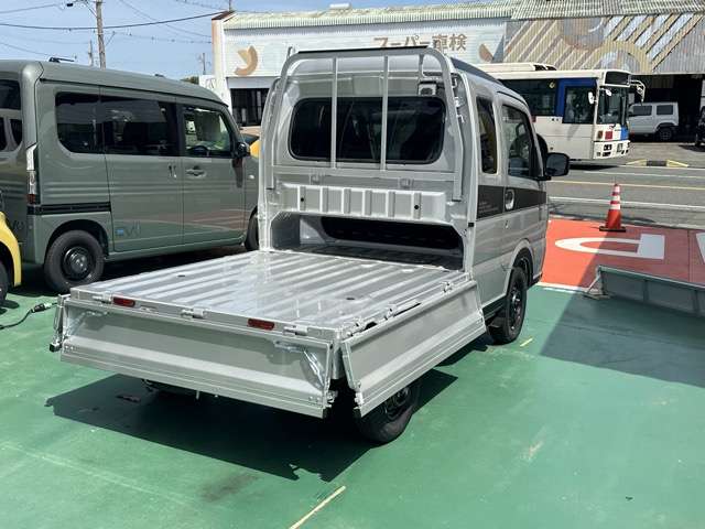 スズキ キャリイトラック ６６０ スーパーキャリイ Ｘリミテッド ３方開 ４ＷＤ R8年 (東海) 99