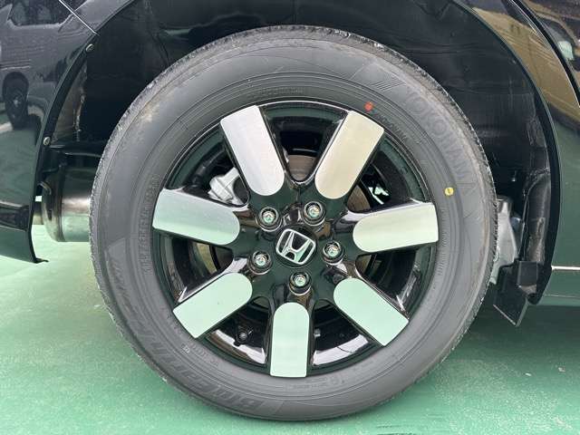 ホンダ フリード　ハイブリッド １．５ Ｅ：ＨＥＶ エアー ＥＸ R8年 (東海) 99