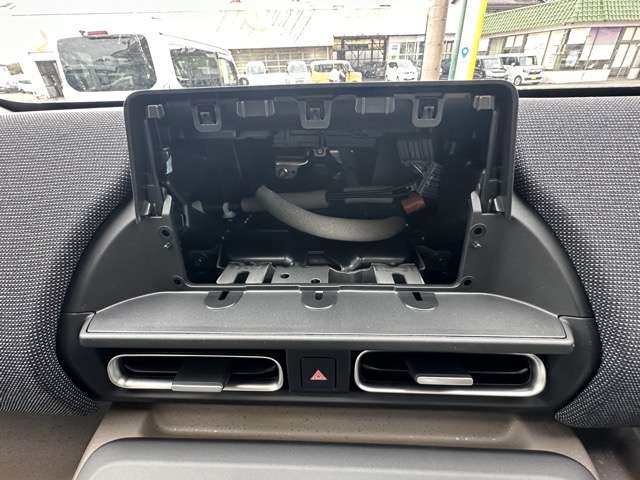 ホンダ フリード　ハイブリッド １．５ Ｅ：ＨＥＶ エアー ＥＸ R8年 (東海) 99