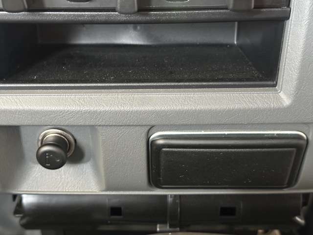 三菱 ミニキャブミーブ ＣＤ １６．０ＫＷＨ ４シーター ハイルーフ R4年 (東海) 99