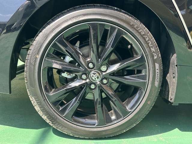 トヨタ カローラ １．８ ハイブリッド アクティブ スポーツ R7年 (東海) 99