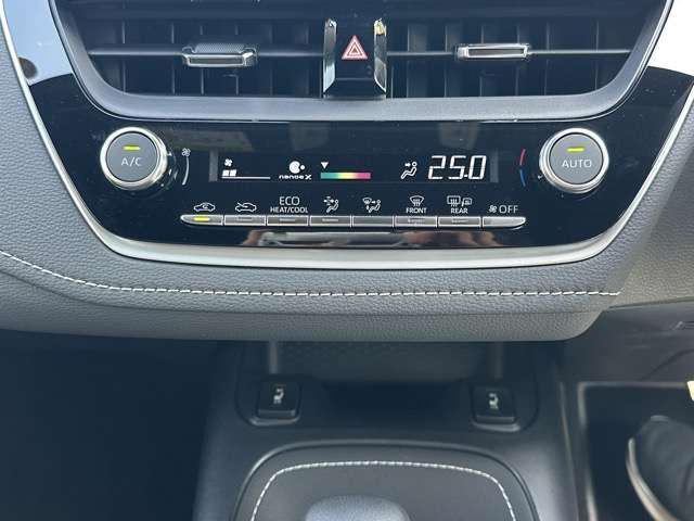 トヨタ カローラ １．８ ハイブリッド アクティブ スポーツ R7年 (東海) 99