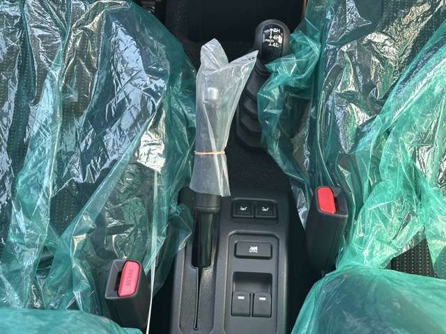 スズキ ジムニー　ノマド １．５ ＦＣ ４ＷＤ R7年 (東海) 99