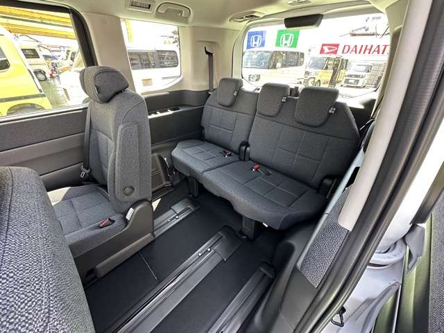 ホンダ ステップワゴン　ハイブリッド ２．０ Ｅ：ＨＥＶ エアー ＥＸ R8年 (東海) 99