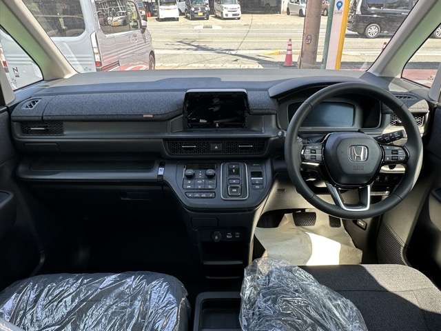 ホンダ ステップワゴン　ハイブリッド ２．０ Ｅ：ＨＥＶ エアー ＥＸ R8年 (東海) 99