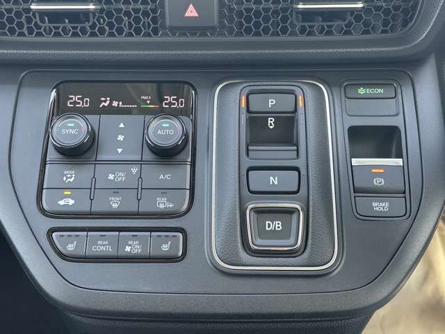ホンダ ステップワゴン　ハイブリッド ２．０ Ｅ：ＨＥＶ エアー ＥＸ R8年 (東海) 99