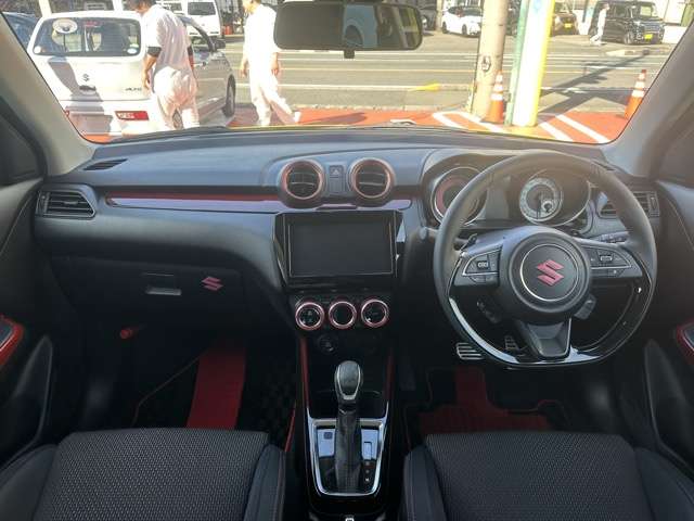 スズキ スイフト スポーツ １．４ R5年 (東海) 99
