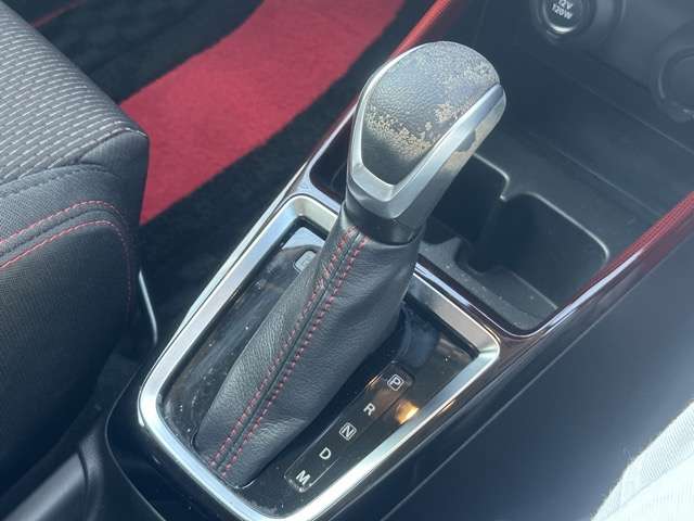 スズキ スイフト スポーツ １．４ R5年 (東海) 99