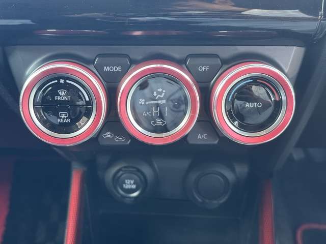 スズキ スイフト スポーツ １．４ R5年 (東海) 99