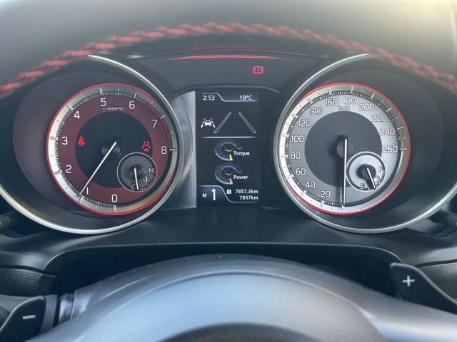 スズキ スイフト スポーツ １．４ R5年 (東海) 99