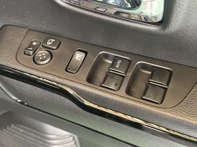 マツダ フレアクロスオーバー ６６０ ＸＳ ４ＷＤ R6年 (東海) 99