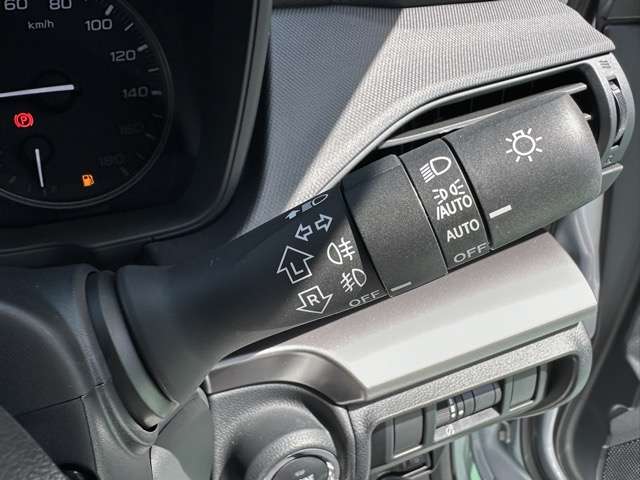 スバル インプレッサ　ハイブリッド ２．０ ＳＴ－Ｈ R6年 (東海) 99