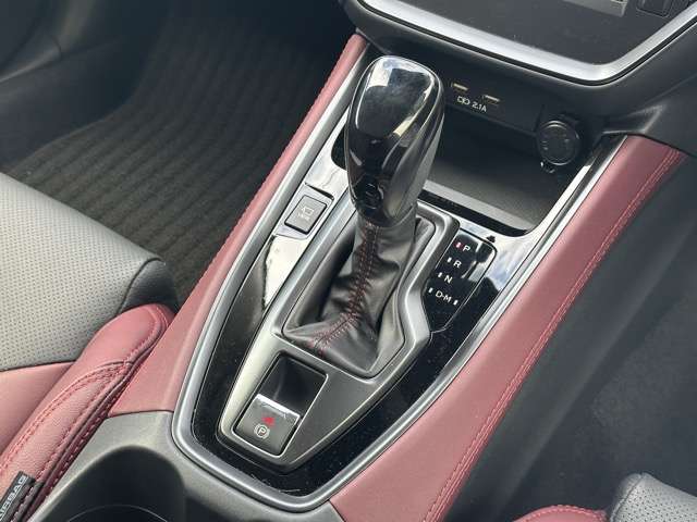 スバル レヴォーグ １．８ ＳＴＩ スポーツ ４ＷＤ R2年 (東海) 99