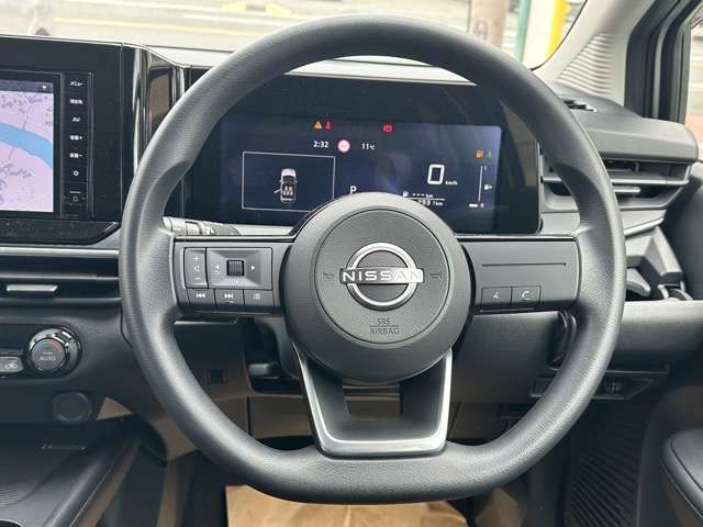 日産 ノート １．２ Ｘ R5年 (東海) 99