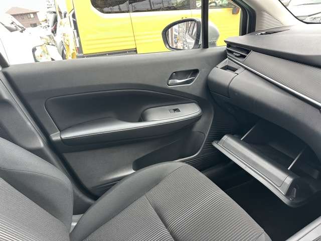 日産 ノート １．２ Ｘ R5年 (東海) 99