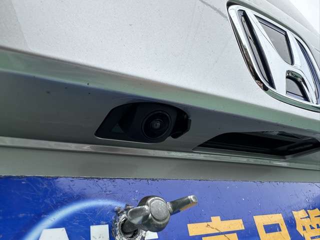 ホンダ フリード　ハイブリッド １．５ Ｅ：ＨＥＶ クロスター R8年 (東海) 99