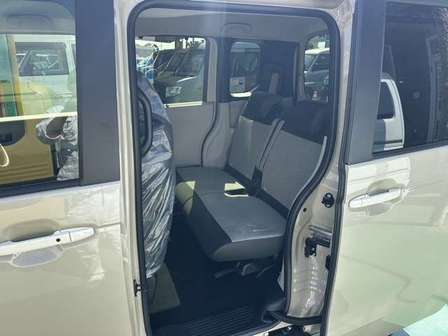 ホンダ Ｎ　ＢＯＸ ６６０ ファッションスタイル ２トーン R8年 (東海) 99
