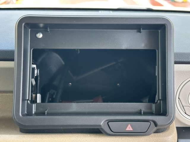 ホンダ Ｎ　ＢＯＸ ６６０ ファッションスタイル ２トーン R8年 (東海) 99