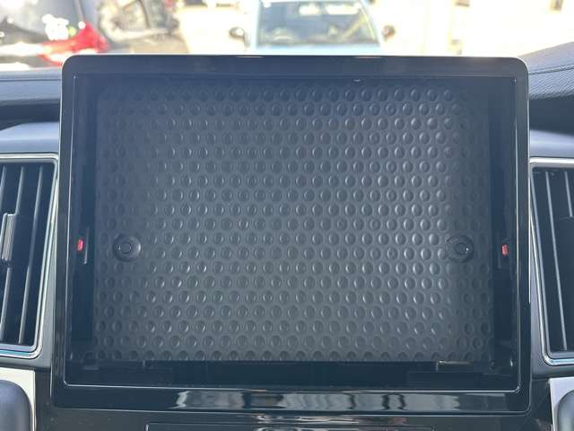 三菱 デリカ　Ｄ：５ ２．２ Ｐ ディーゼルターボ ４ＷＤ R5年 (東海) 99