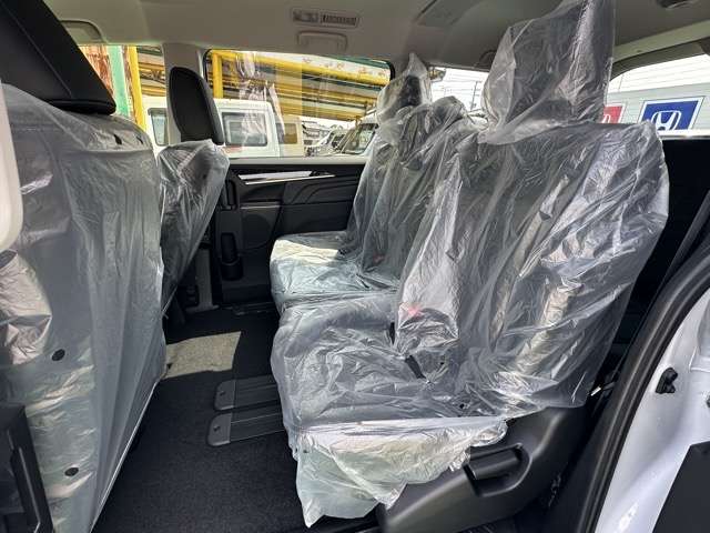 三菱 デリカ　Ｄ：５ ２．２ シャモニー 電動サイドステップ非装着車 ディーゼルターボ ４ＷＤ R7年 (東海) 99